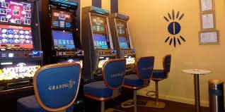 mm38dd Slots ဂိမ်းများ ကစားနည်း နှိုင်းယှဉ်ချက်